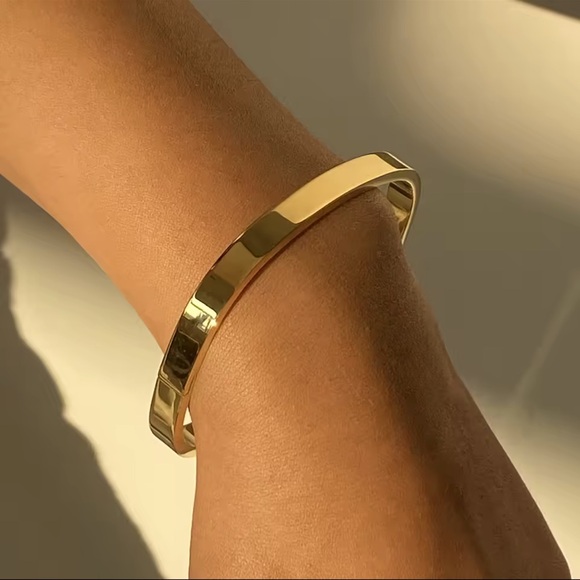 None Accessories - Bracelet Bangle 18K Gold Stainless Steel Tarnish Free